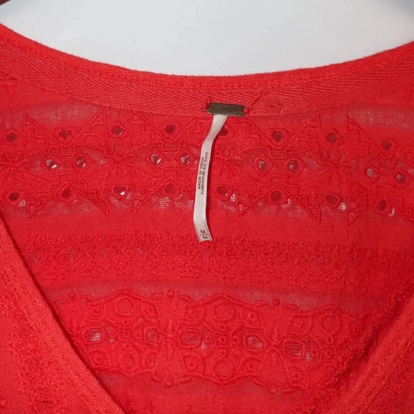 Free People Casual Parisian Night Top / Blouse bell sleeve Size Medium - Picture 4 of 11